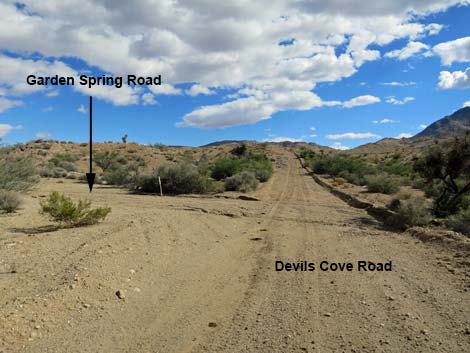 Devils Cove Road