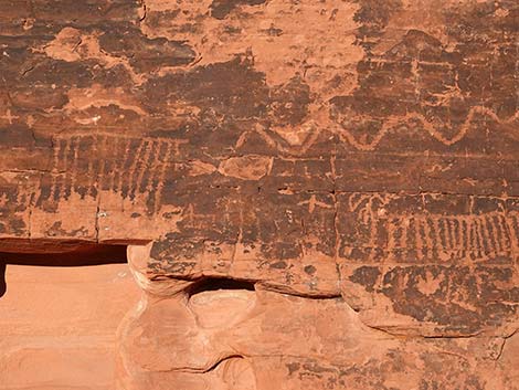 atlatl rock petroglyph