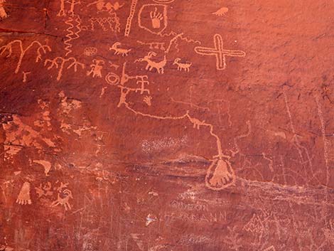 atlatl rock petroglyph