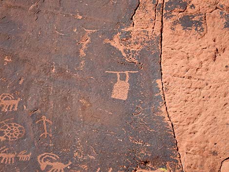 atlatl rock petroglyph