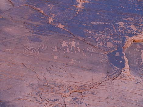 picnic area petroglyphs