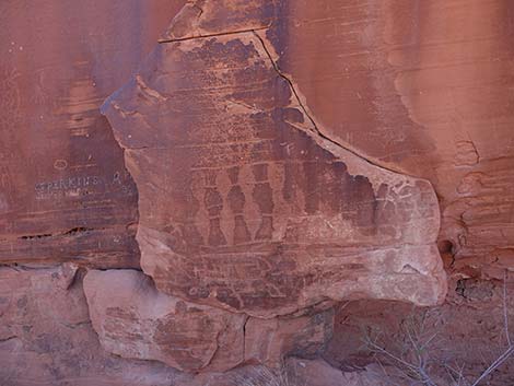 picnic area petroglyphs