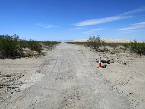 Kelso Dunes Road