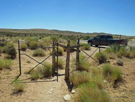 Middle Oak Creek Trailhead